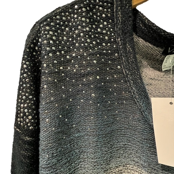 Ombré Top with Silver Embellishments size M - Picture 4 of 5